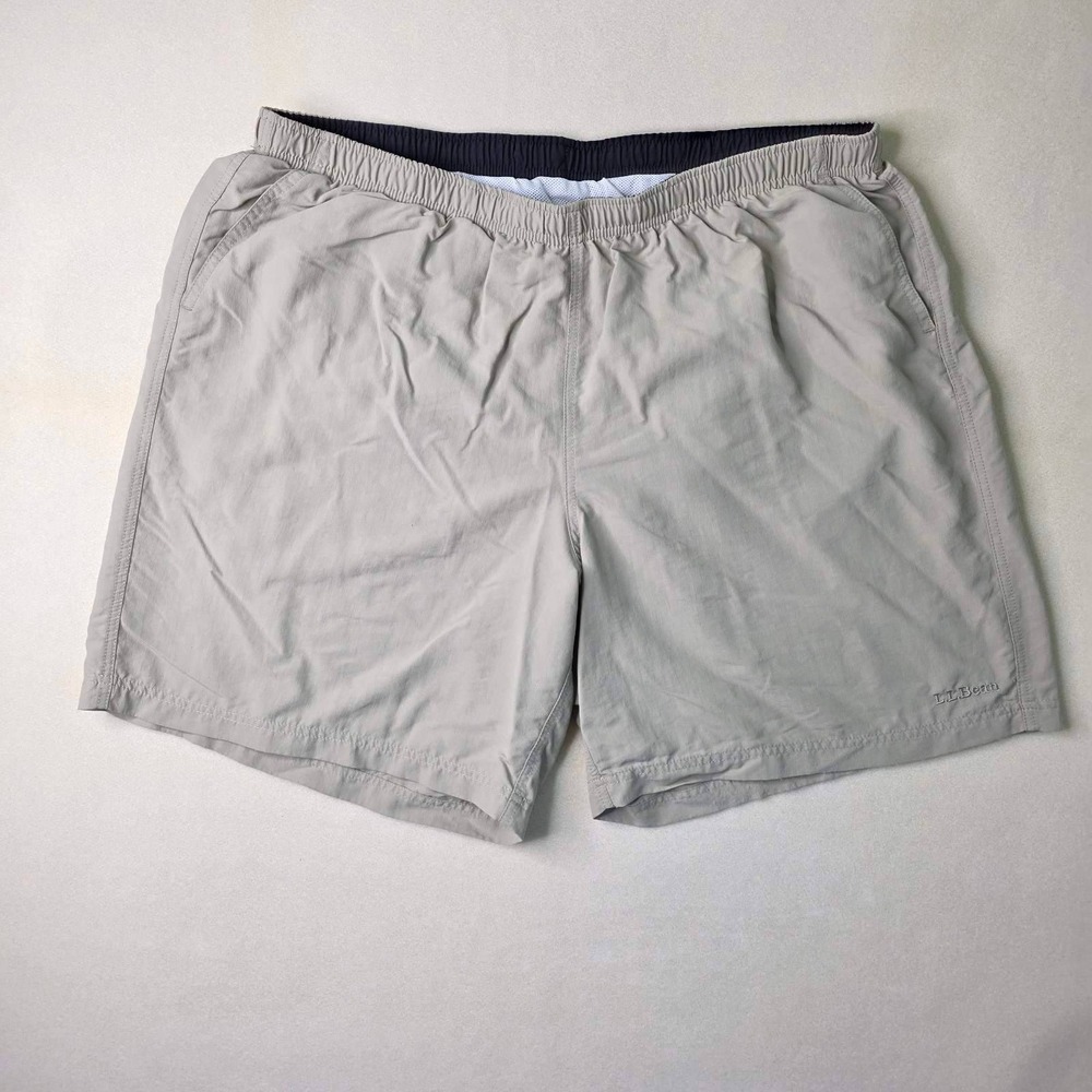 LL Bean Men's XL Supplex Nylon Sport Shorts Beige Tan Lined With Pockets 215658
